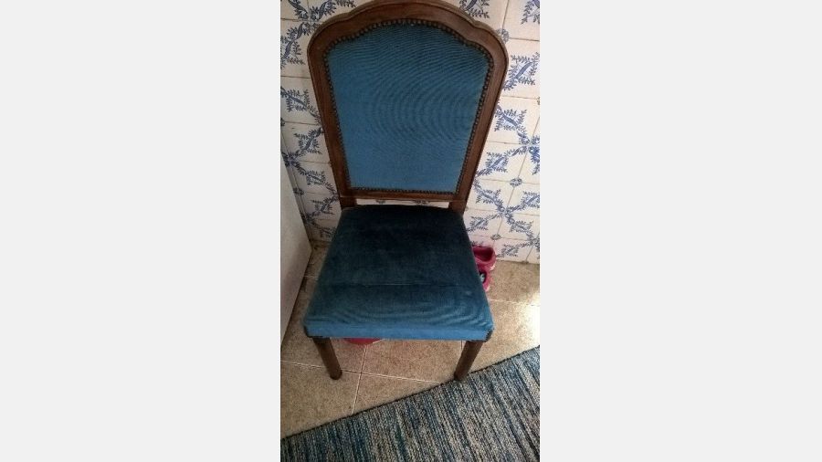 Cadeira Vintage em madeira Tecido Azul